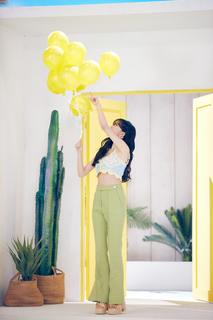 Jo Yuri feet photo thumbnail