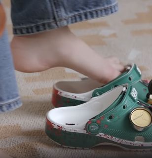 Jo Yuri feet photo 5