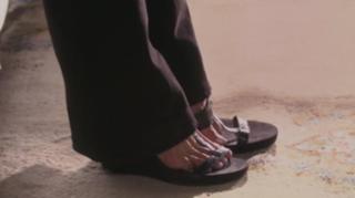 JoAnna Garcia Swisher feet photo thumbnail