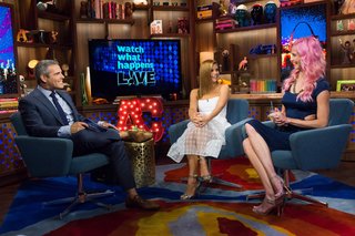 JoAnna Garcia Swisher feet photo thumbnail