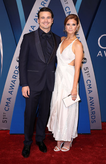 JoAnna Garcia Swisher feet photo thumbnail