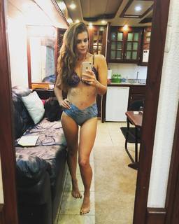 JoAnna Garcia Swisher feet photo thumbnail