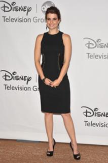 JoAnna Garcia Swisher feet photo thumbnail
