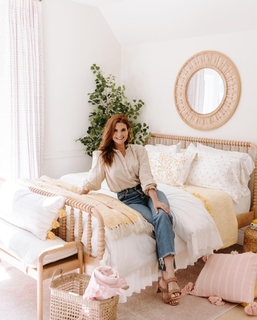 JoAnna Garcia Swisher feet photo thumbnail