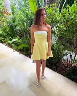 JoAnna Garcia Swisher feet photo thumbnail