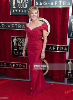 JoBeth Williams feet photo thumbnail