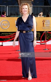 JoBeth Williams feet photo thumbnail