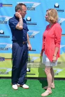 JoBeth Williams feet photo thumbnail