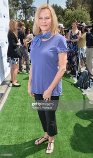 JoBeth Williams feet photo thumbnail