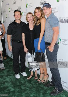 JoBeth Williams feet photo thumbnail