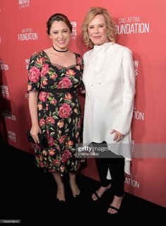 JoBeth Williams feet photo thumbnail