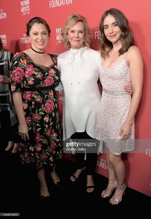 JoBeth Williams feet photo thumbnail