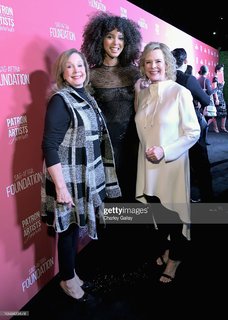 JoBeth Williams feet photo thumbnail