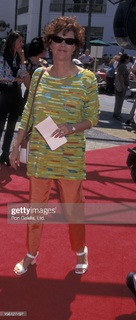 JoBeth Williams feet photo thumbnail