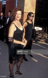 JoBeth Williams feet photo thumbnail