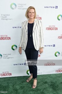 JoBeth Williams feet photo thumbnail