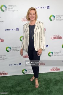 JoBeth Williams feet photo thumbnail