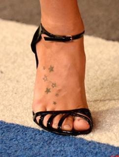 JoJo feet photo thumbnail