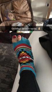 JoJo feet photo thumbnail
