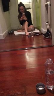 JoJo feet photo thumbnail