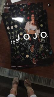 JoJo feet photo thumbnail
