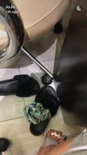 JoJo feet photo thumbnail