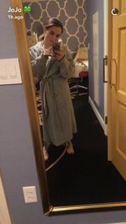 JoJo feet photo thumbnail