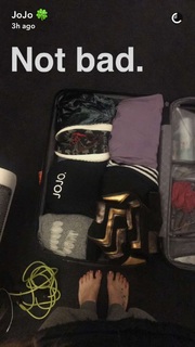 JoJo feet photo thumbnail