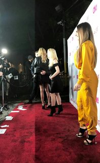 JoJo feet photo thumbnail