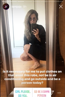 JoJo feet photo thumbnail