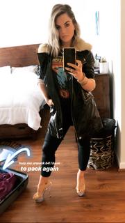 JoJo feet photo thumbnail