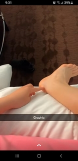 JoJo Siwa feet photo thumbnail
