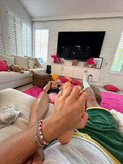 JoJo Siwa feet photo thumbnail