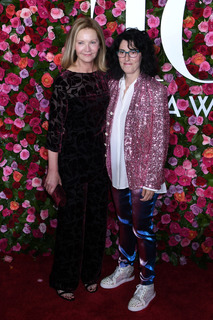 Joan Allen feet photo thumbnail