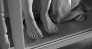 Joan Allen feet photo thumbnail