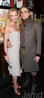 Joan Allen feet photo thumbnail