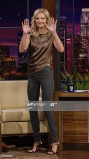 Joan Allen feet photo thumbnail