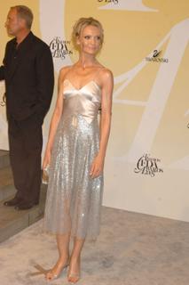 Joan Allen feet photo thumbnail