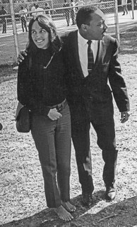 Joan Baez feet photo 17