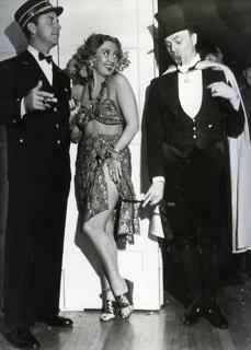 Joan Blondell feet photo 10