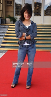 Joan Chen feet photo thumbnail