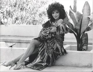 Joan Collins feet photo thumbnail