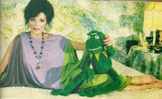 Joan Collins feet photo thumbnail