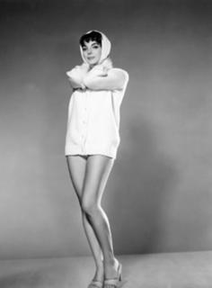 Joan Collins feet photo thumbnail