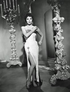 Joan Collins feet photo thumbnail