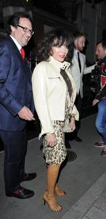 Joan Collins feet photo thumbnail