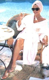 Joan Collins feet photo thumbnail