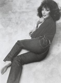 Joan Collins feet photo thumbnail