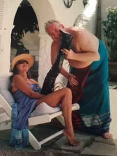 Joan Collins feet photo thumbnail