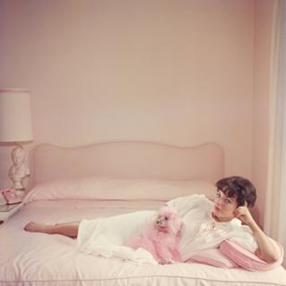 Joan Collins feet photo thumbnail